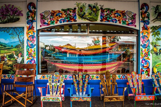 Sarchi Oxcarts & Souvenirs Shopping. Private Tour - Family-Run Art Factories