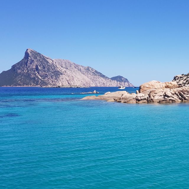 Sardinia, Northwest, Discovering Land and Sea - Itinerary Details