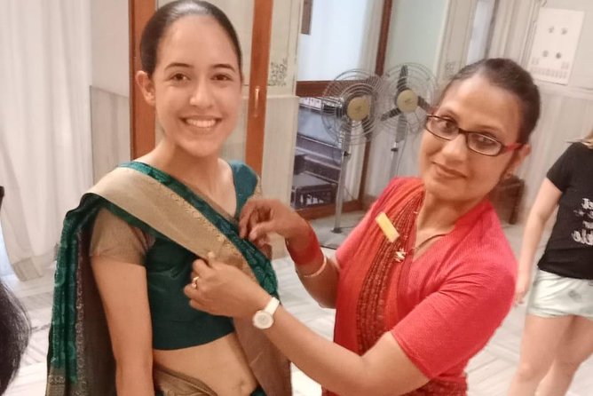 Saree Draping - Timeless Elegance of Traditional Indian Saree - Key Points