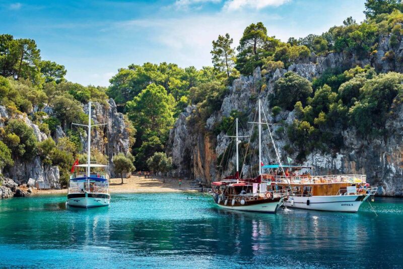 Sarigerme: 12 Islands Boat Trip With Lunch and Transfer - Cafes, Workshops, and Ruins