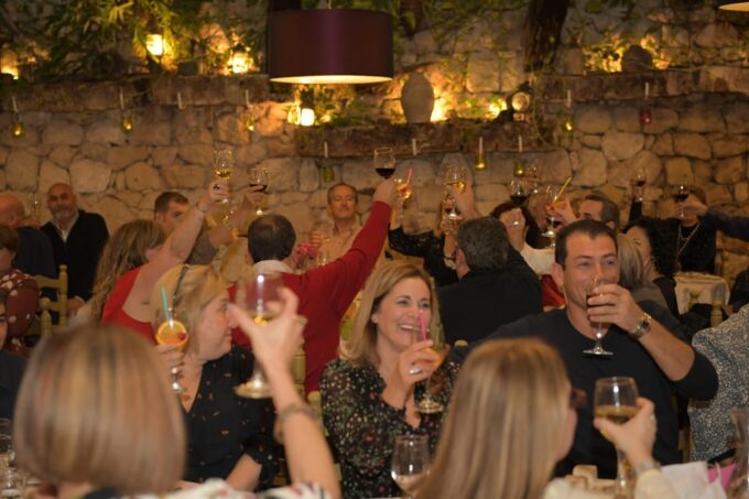 Saturgroove: Savour Maltese Cuisine & Dance to Disco Music! - Language Support