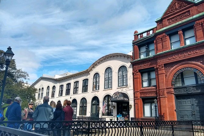 Savannah 101, a History Tour (by Walk With Me Savannah Tours) - Meeting and Pickup