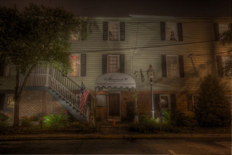 Savannah: Adults-Only Dead of Night Walking Tour - Exploring Savannahs Spooky Sites