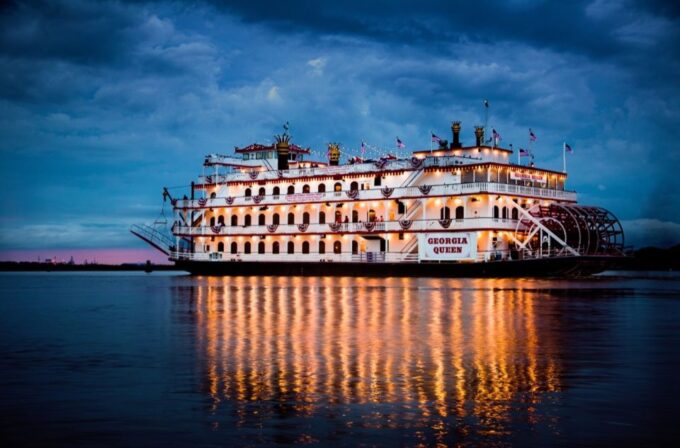 Savannah: Buffet Dinner Cruise With Live Entertainment - Weather and Operation