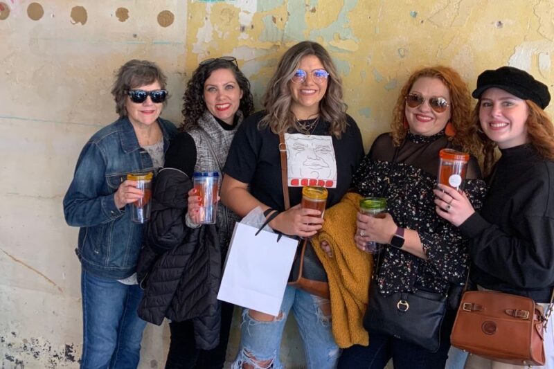 Savannah: Champagne and Shopping Guided Tour - Key Points