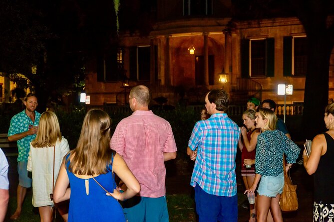 Savannah Ghost Tour for Adults ALL Alcoholic Drinks Included - Logistics of the Tour