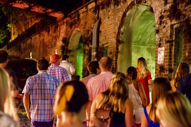 Savannah Ghost Tour for Adults ALL Alcoholic Drinks Included - Koozie Provided