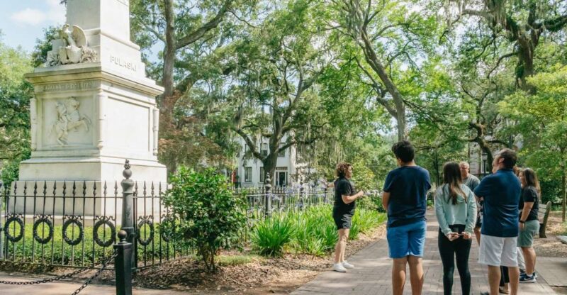 Savannah: Ghosts, Asylums, Voodoo, and Horror Walking Tour - Tour Description
