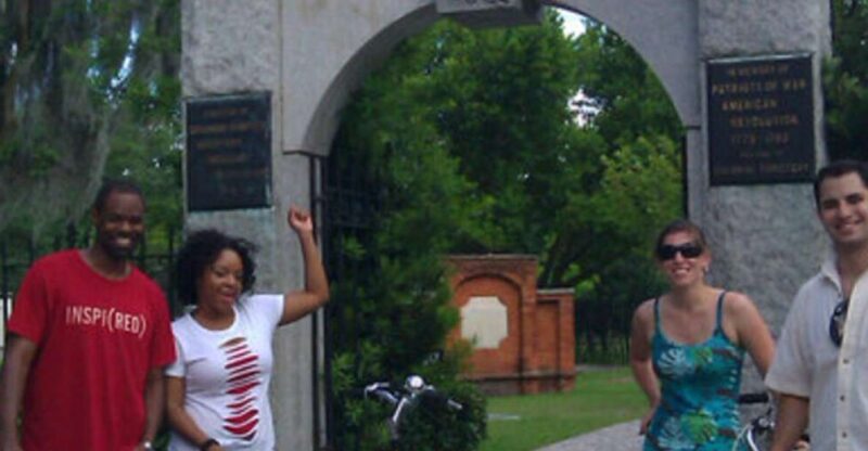 Savannah: Haunted Bike Tour - Bike and Terrain