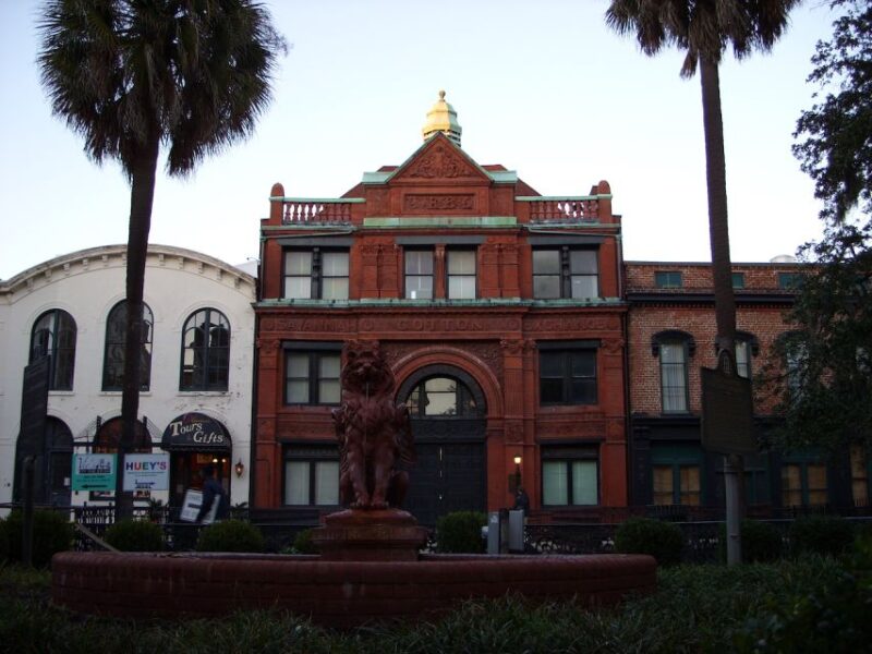 Savannah: Historic District Overview on Foot - Starting Point and Key Stops
