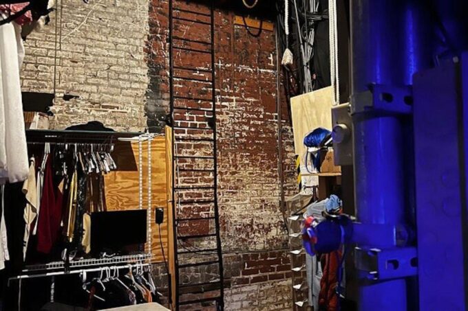 Savannah: Historic Theatre 3 Hour Paranormal Investigation - Duration and Meeting Point