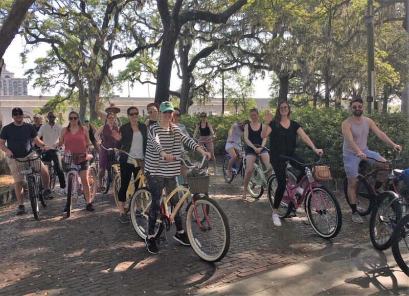 Savannah: Historical Bike Tour With Tour Guide - Weather Policy