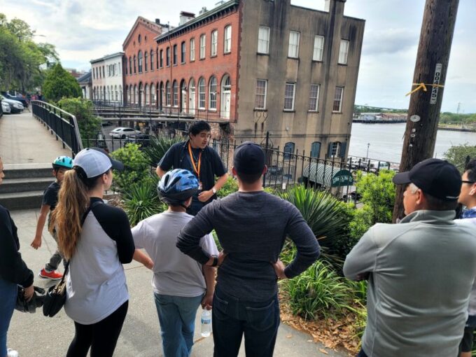 Savannah: Historical Bike Tour With Tour Guide - Reservation Flexibility