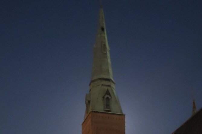 Savannah History and Haunts Candlelit Ghost Walking Tour - Group Size and Cancellation