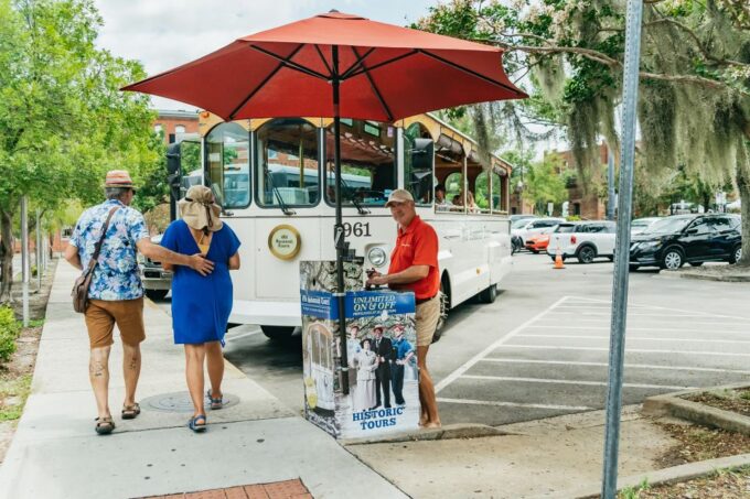 Savannah: History and Sightseeing Trolley Tour - Tour Schedules and Frequency