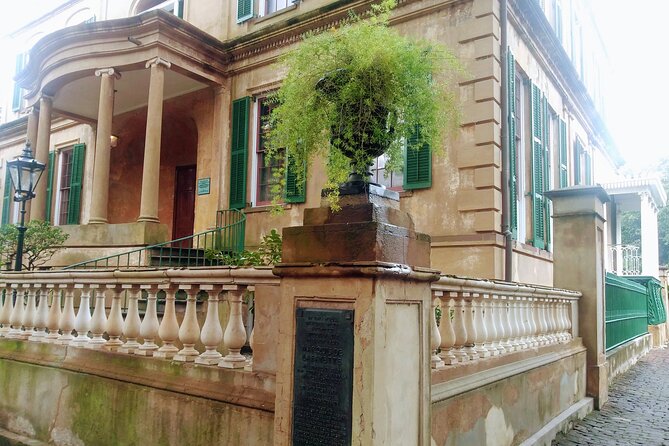 Savannah History Plus Coffee and Chocolate Walking Tour - Parking and Transportation Options