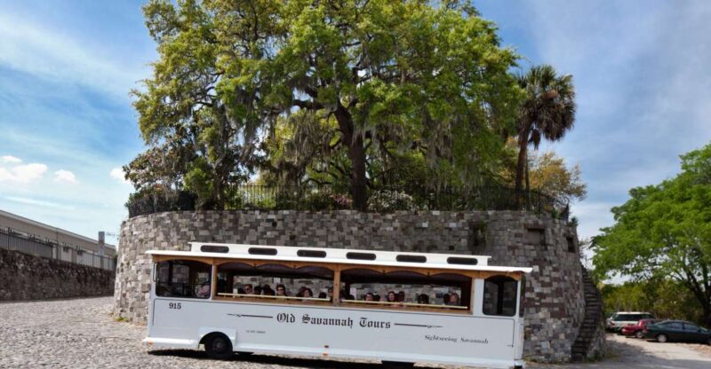 Savannah: Hop-On Hop-Off Historic Trolley Tour - Key Points