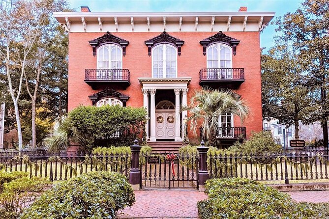 Savannah Midnight in the Garden of Good & Evil Narrated Walking Tour - Meeting and Pickup Details
