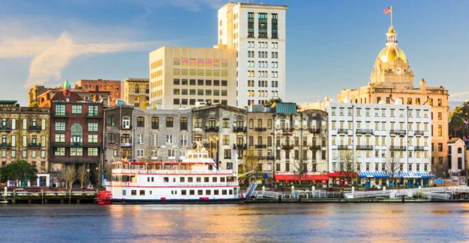 Savannah: Riverboat Cruise & City Tour Combo - Onboard Services