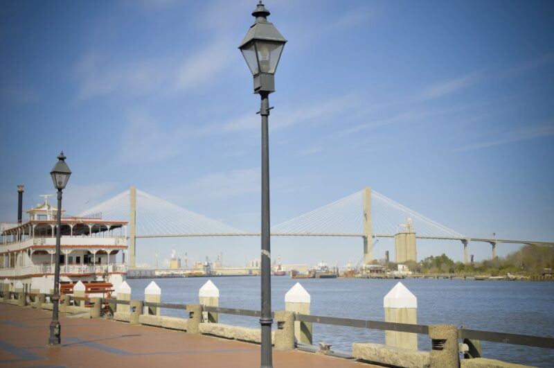 Savannah: Riverboat Narrated Harbor Sightseeing Cruise - Experience Highlights
