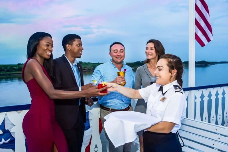 Savannah: Riverboat Sunset Cruise - Food and Drinks