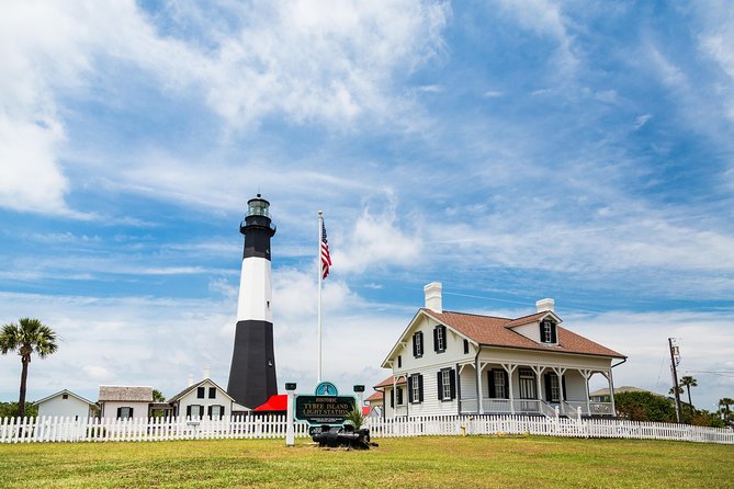Savannah to Tybee Island With Dolphin Cruise - Booking and Cancellation
