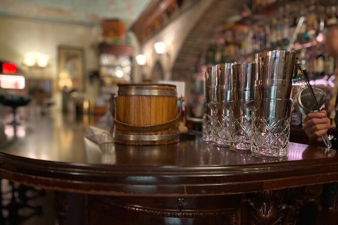 Savannah Walktails & Bar Bites Guided Happy Hour Tour - Tour Start Time