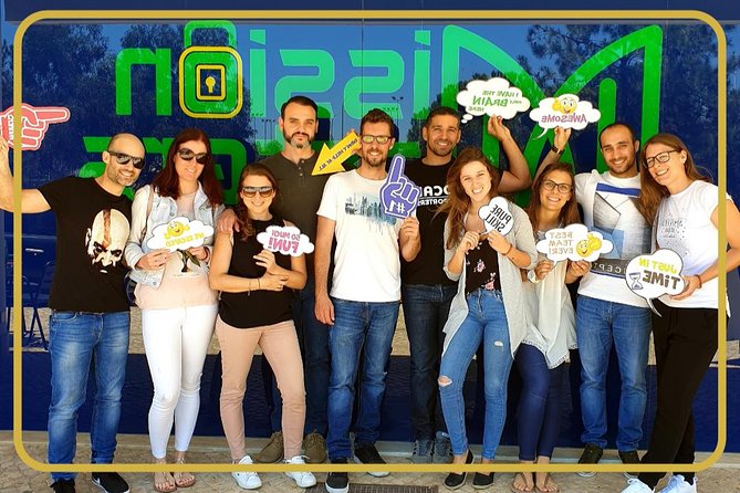 SAVE YOURSELF Escape Game - Puzzle-Solving Objective
