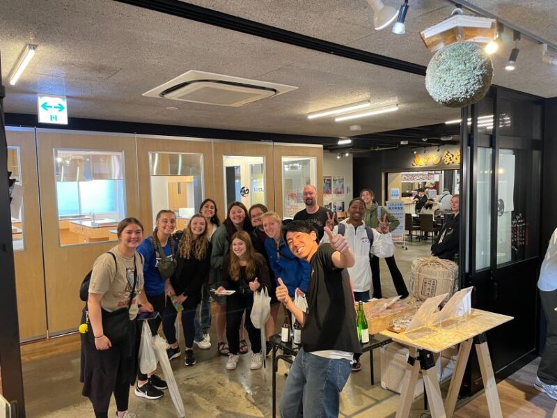 Savor Japanese Sake With Fresh Sashimi in Tsukiji! - Key Points