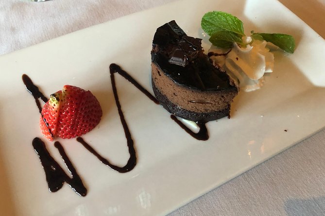 Savor Santa Fe: Wine Pairing Dinner - Minimum Guest Requirements and Accessibility