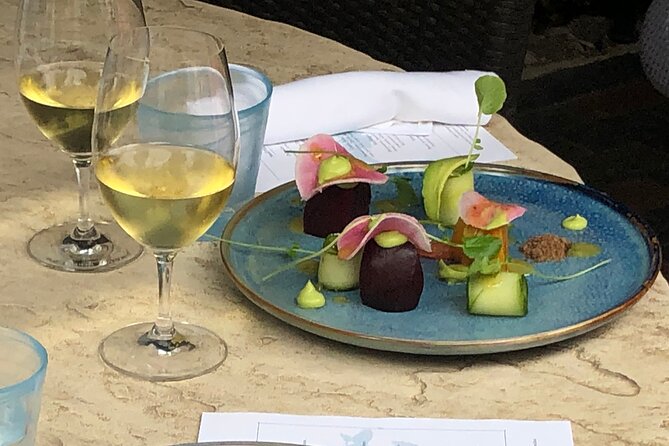 Savor Santa Fe: Wine Pairing Dinner - Maximum Travelers per Tour