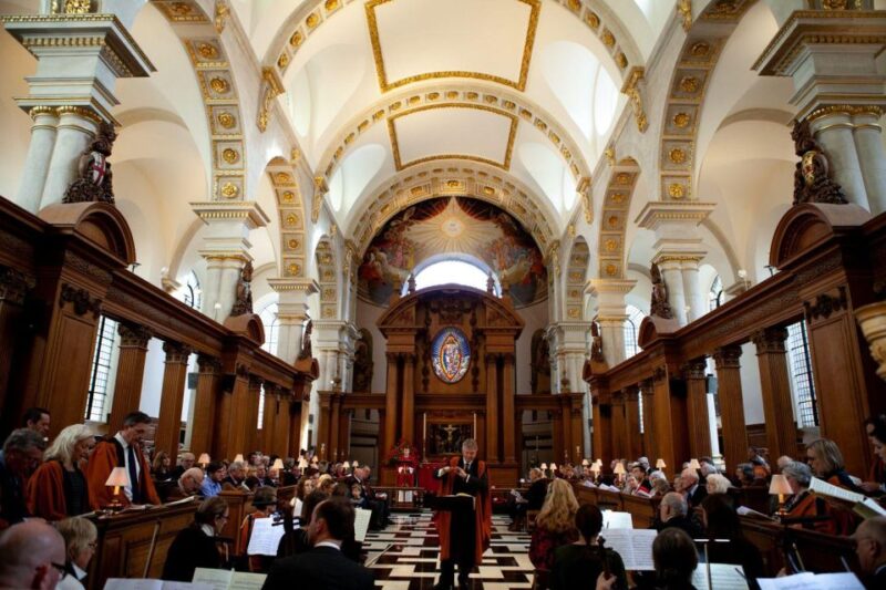 Savor the Past:Self-Guided Audio of Historic London Pubs - Tales From the Royal Courts
