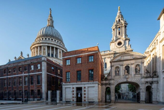 Savor the Past:Self-Guided Audio of Historic London Pubs - Tour Duration and Start/End Points