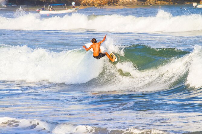 Sayulita Beach Day Trip From Puerto Vallarta - Inclusions and Activities