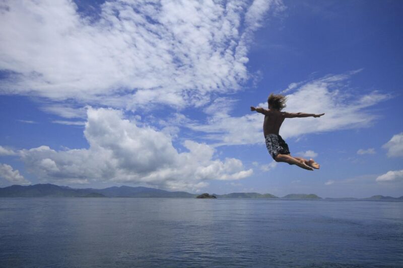 Sayulita: La Lancha Beach, Sunset Surfing Lesson - Transportation and Amenities