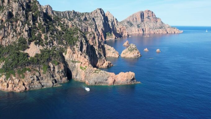Scandola: Visit the Nature Reserve From Porto (France) - Taking in the Scandola Nature Reserve