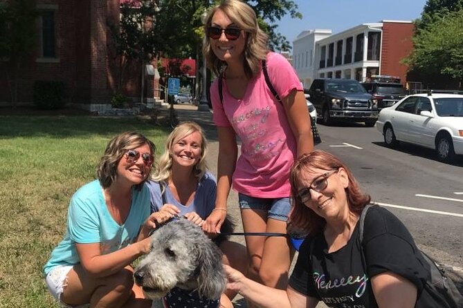Scavenger Hunt Adventure in Allentown - Customized Smartphone Experience