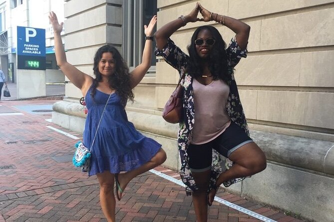 Scavenger Hunt Adventure in Austin by Wacky Walks - Discovering the Royal-Themed Challenges
