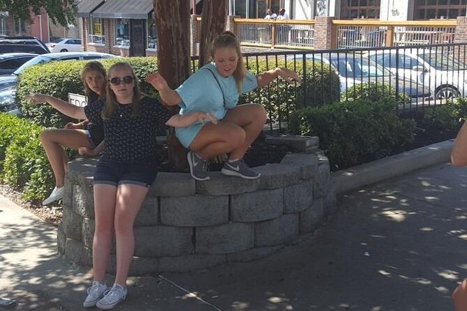Scavenger Hunt Adventure in Louisville by Zombie Scavengers - Accessibility and Participation