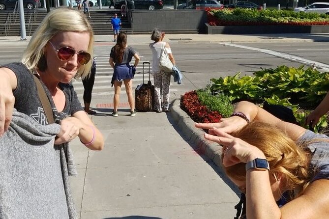 Scavenger Hunt Adventure in Richmond by Crazy Dash - Teamwork and Puzzle-Solving Skills