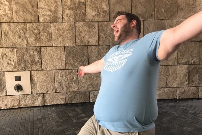 Scavenger Hunt Adventure in St. Louis by Zombie Scavengers - Meeting Location and Transportation