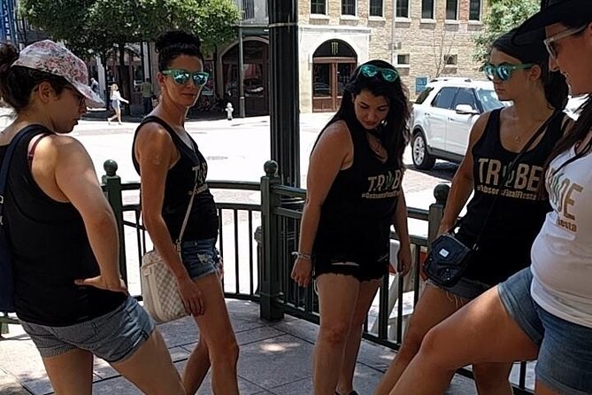 Scavenger Hunt in Atlanta by Wacky Walks - Exploring Atlantas Landmarks