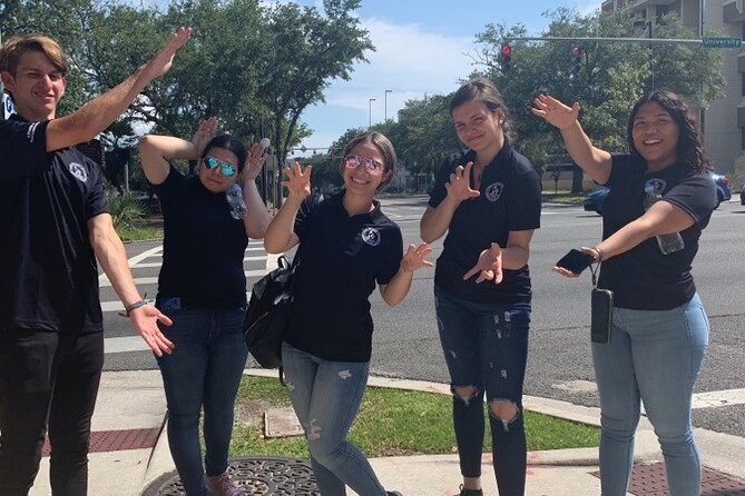 Scavenger Hunt in Greensboro by Wacky Walks - Meeting and End Points