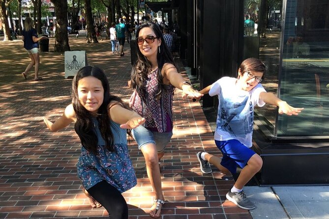 Scavenger Hunt in Lexington by Wacky Walks - Key Points