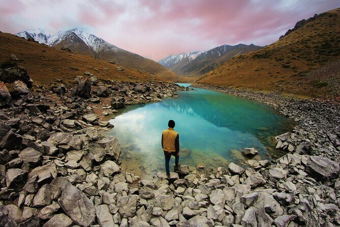 Scenic Kol Tor Lake Hike & Burana Tower in 1 Day - Key Points