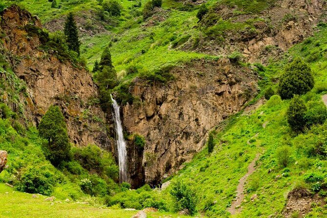 Scenic Kol Tor Lake Hike & Burana Tower in 1 Day - Authentic Experiences and Practical Tips