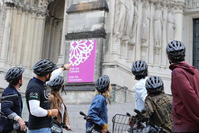 Scenic Manhattan Highlights Bike Tour (English or German) - Landmark Attractions