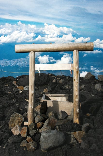 Scenic Mount Fuji and Lake Kawaguchi Tour With Pick up - Included Services