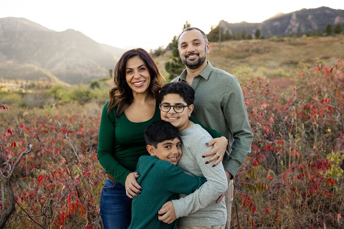 Scenic Mountain Photoshoot in Boulder, Colorado - Capturing the Perfect Shots