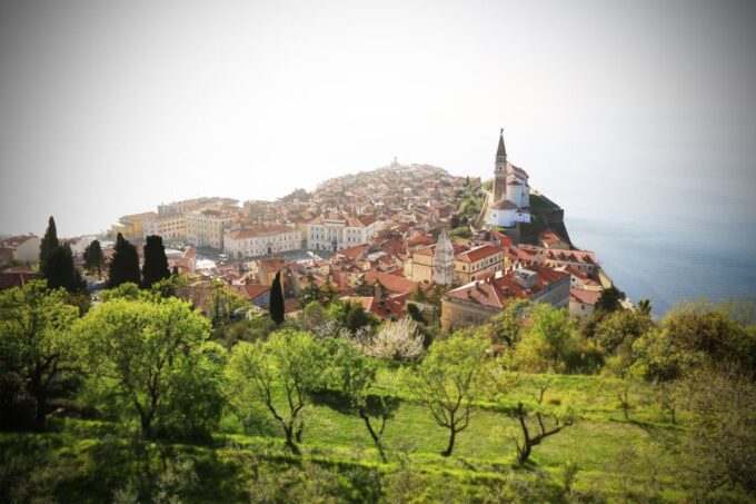 Scenic Piran Parks: Boutique Tour & Stunning Views - Exploring Pirans Charming Towns